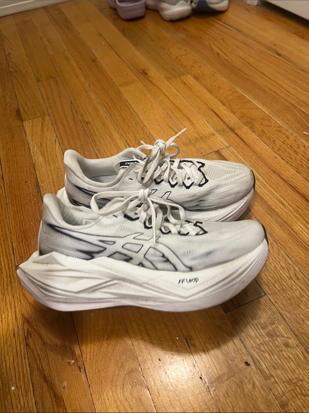 ASICS Superblast 3 - W7 - basically new